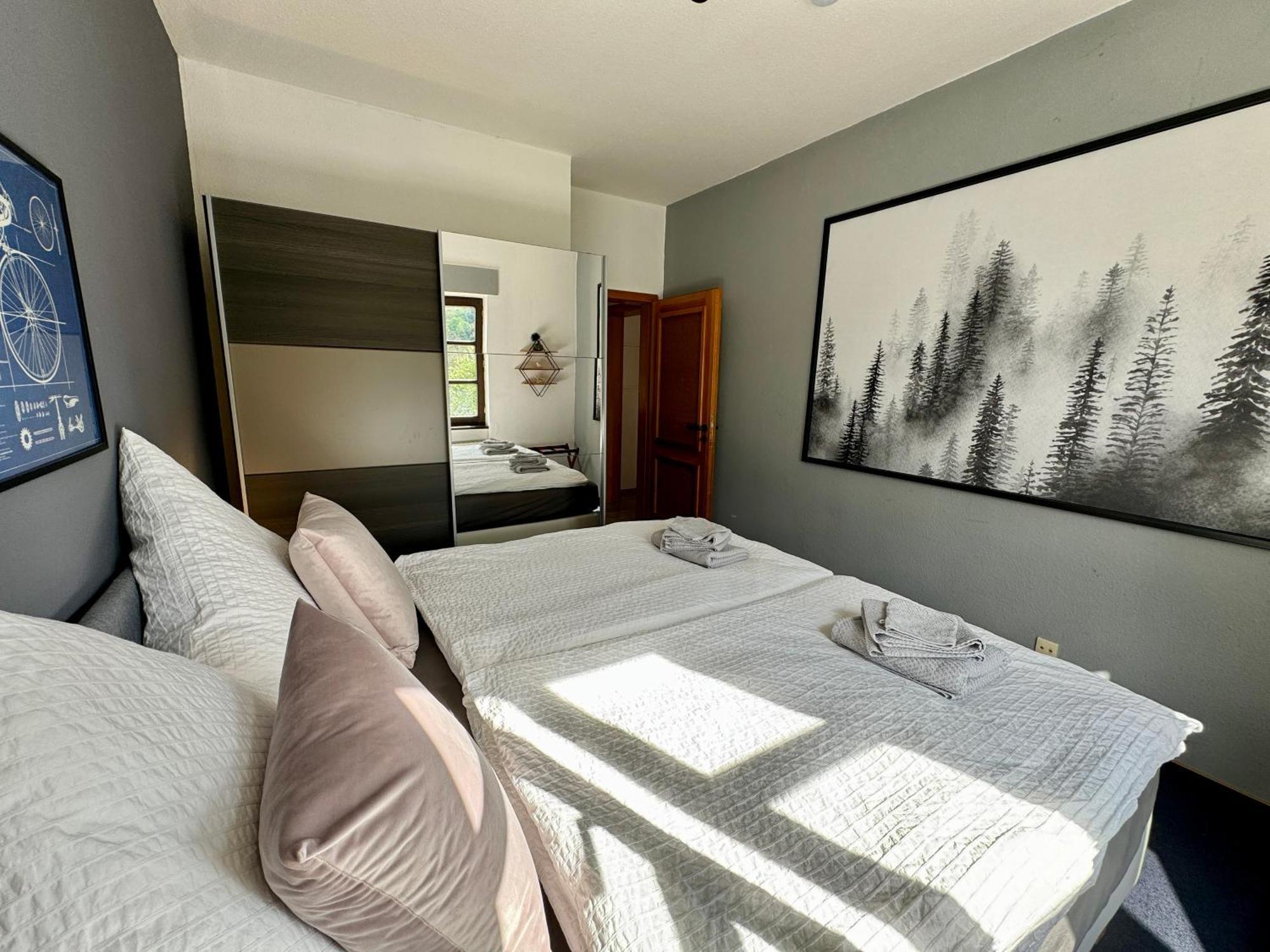 Ferienhaus Am Moselradweg Целль-ан-дер-Мозель Экстерьер фото